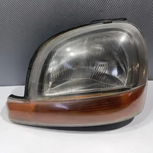 Oferta czasowa KANGOO I LEWA LAMPA PRZÓD