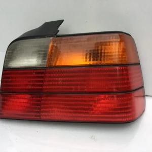 Hit cenowy BMW E36 PRAWA LAMPA TYŁ