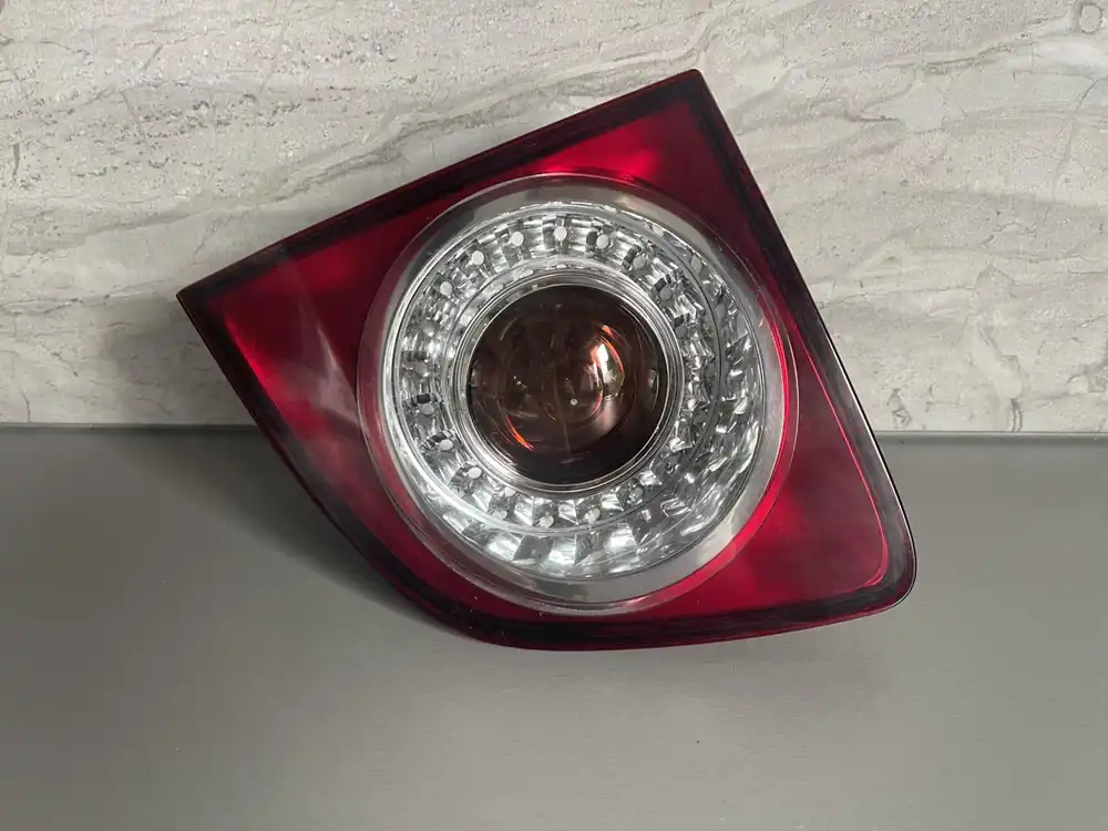 VW GOLF PLUS PRAWA LAMPA W KLAPĘ Kup online