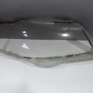 Tani VW PASSAT B6 PRAWY KLOSZ LAMPY