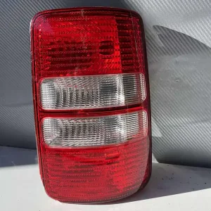 VW CADDY 3 PRAWA LAMPA TYŁ Wyjątkowa oferta